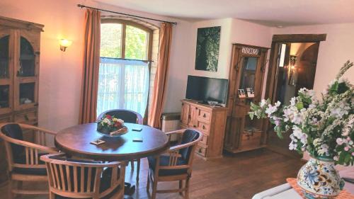 Loitz Apartment | Ferienwohnung Sophienhof