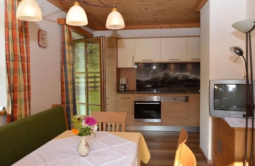 Leogang Apartment | Ferienwohnung Spielberg/1. Stock/2 Schlafzimmer - Müllauer, Haus