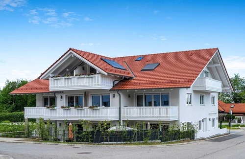 Rottau Apartment | Ferienwohnung Sternenhimmel mit Bergblick, 2 Separate Schlafzimmer, Wlan