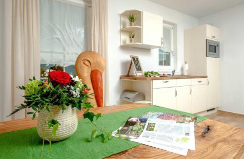 Neuendorf Apartment | Ferienwohnung Storchennest