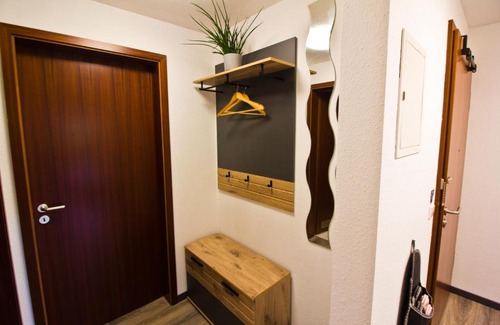 Laubegast Apartment | Ferienwohnung Tukan Apartment Dresden Laubegast WLAN TV Ebike