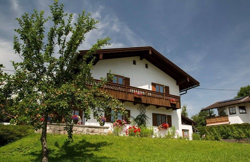 Bischofswiesen Apartment | Ferienwohnung Watzmann, für 2-4 Pers, 73qm², 2 SZ, Balkon