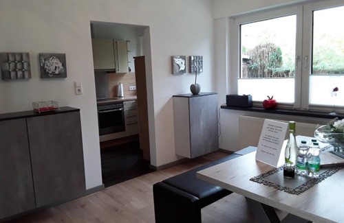 Meschede Apartment | Ferienwohnung Waldblick