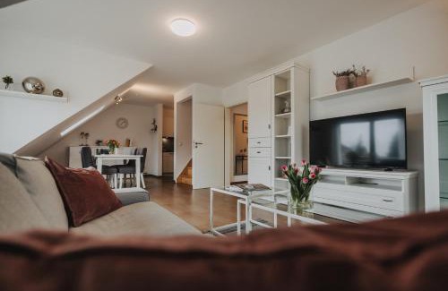 Varel Apartment | Ferienwohnung Weidenblick