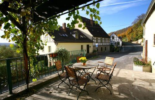 Bad Koesen Apartment | Ferienwohnung Weingut Kloster Pforta