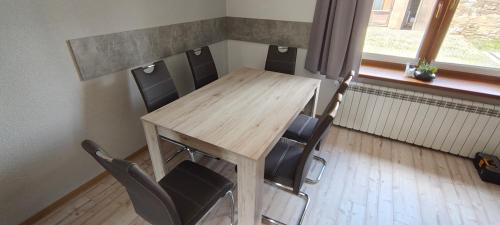 Goeda Apartment | Ferienwohnungen auf einem rustikalen 3 Seitenhof
