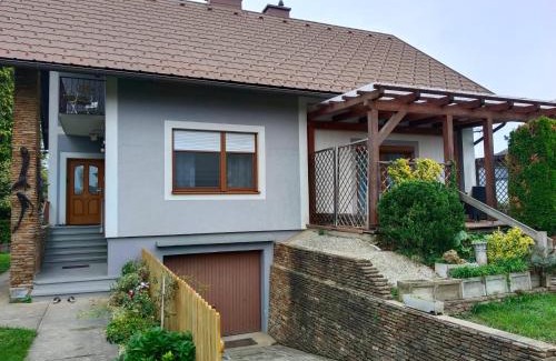 Kaindorf an der Sulm Apartment | Ferienwohnungen Birgit