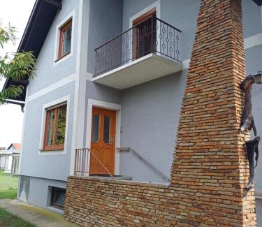 Kaindorf an der Sulm Apartment | Ferienwohnungen Birgit