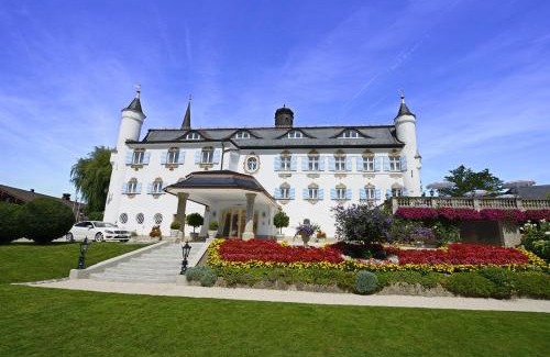 Bernau am Chiemsee Hotel | Ferienwohnungen im Bonnschloessl