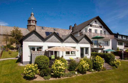 Holthausen Apartment | Ferienwohnungen Vollmers-Dünnebacke