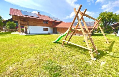 Siegsdorf Apartment | Ferienwohnungen Woid 12