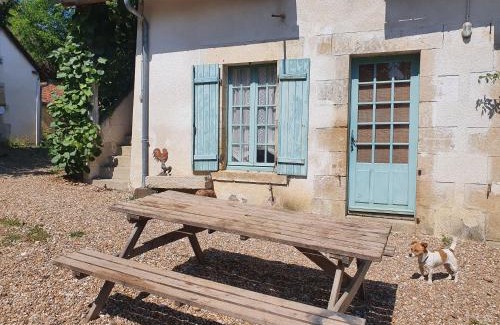 Saint-Amand-en-Puisaye Bed & Breakfast | Ferme équestre & Chambres d'hôtes Gateau Stables proche Guédelon