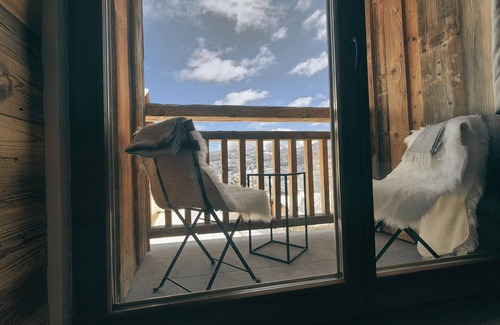 Les Gets Ski Chalet | Ferme Des Cornuts ,luxury barn, minutes to Les gets -Sleeps 10