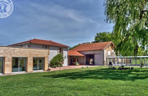 Saint-Germain-Lespinasse House | Ferme des Charolaises : Le Cocon - FR-1-496-6
