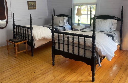 Saranac Lake House | Fern Cottage: A Charming Cozy Saranac Inn Camp
