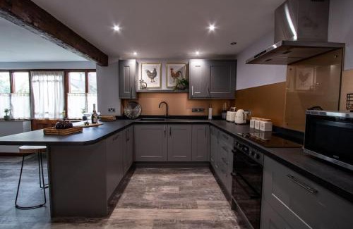Hele House | Fern Cottage at Hewish Mill