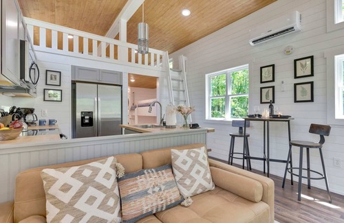 Menlo House | Fern Cottage in Menlo, GA!