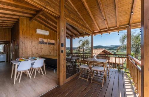 Ponte de Lima Ski Chalet | Fernandes Guest house Yellow Bungalow