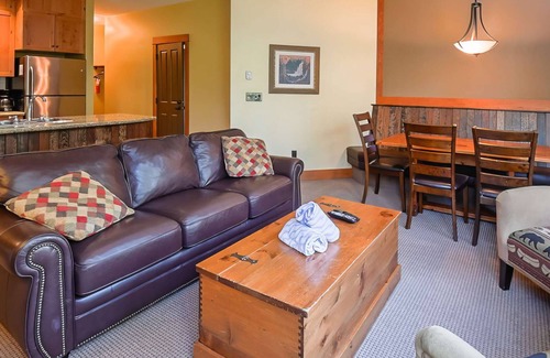 East Kootenay Condo | Fernie - Timberline Lodges Juniper #620
