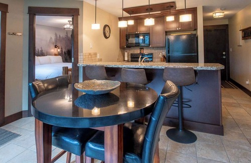 East Kootenay Condo | Fernie - Timberline Lodges Spruce 211