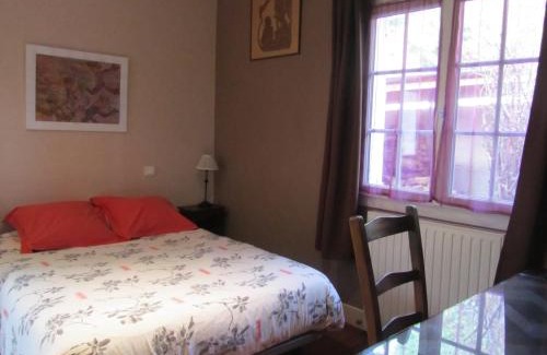 Decazeville Bed & Breakfast | Festiane