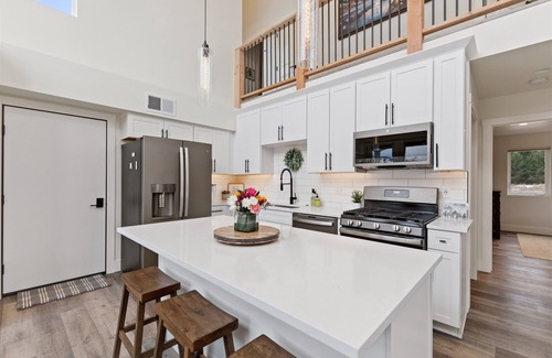 Whitefish Condo | Festive Stays Available! Stunning Quarry unit! B10! Wonderful shared amenities!