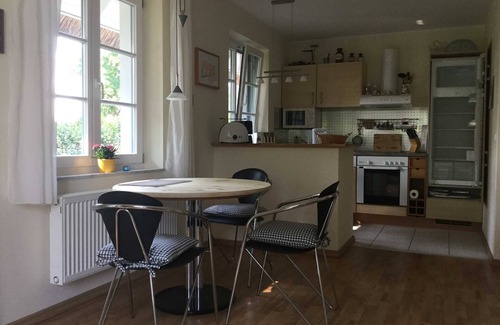 Ummanz Apartment | Fewo 2 - Landhaus Klein Kubitz We8864