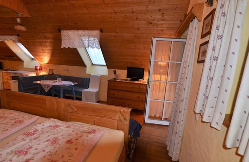 Harrachberg Other | Fewo D'reblaus - 2 Nächte - Altes Gehöft am Lormanberg