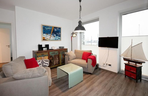 Mitte-Sud Apartment | FeWo "Hafenblick" NP45
