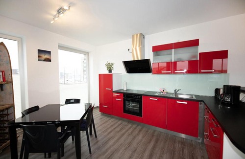 Mitte-Sud Apartment | FeWo "Hafenblick" NP45