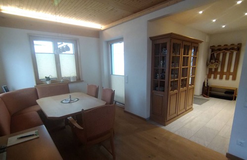 Nesselwang Apartment | Fewo "naturlogis" im Bio-lehmholz-haus