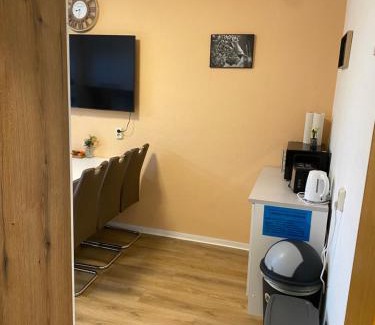 Plauen Apartment | FeWo WIEKO Plauen Leibnizstr. H3, 3.OG links