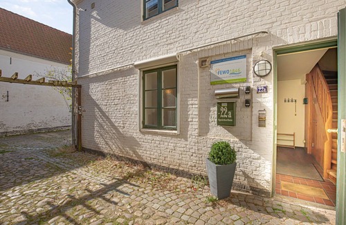 Flensburg Apartment | fewo1846 - Hugo Eckener/centrally located maisonette apt. on the 1st floor