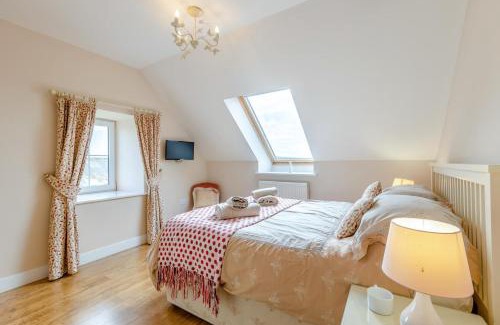 Holyhead House | Fferm Y Beudy