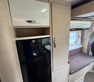 Hliðar House | Fiat Mc Louis Camper Van RV