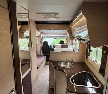 Hliðar House | Fiat Mc Louis Camper Van RV