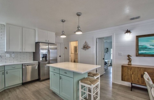 Panacea House | "Fiddler Crab" Beautiful 2BR/3BA beachfront house