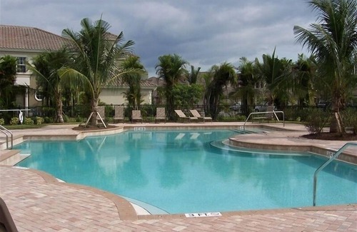Naples Condo | Fiddlers' Creek Lakeside Luxury, Free Club Transfer w/Multiple Month Stays