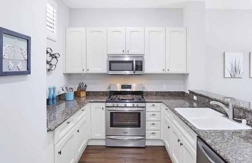 Naples Villa | Fiddlers Creek Naples-3 bd w huge lanai, water views. Montreux. Gated.