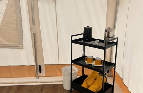 Travelers Rest Cabin | Field Trip Unit 13 Medium Canvas Cabin Accessible