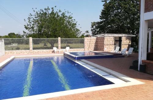 Apiay Hotel | Finca Campestre El Encanto