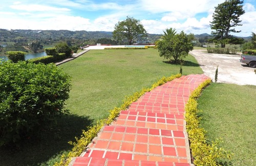 El Penol House | Finca Casa Loma