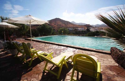 El Pozo de los Frailes Villa | Finca 'Casa Parque Natural 6 - 8' with Mountain Views, Pool & Wi-Fi