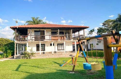Armenia Hotel | Finca Hotel Palmas Del Edén