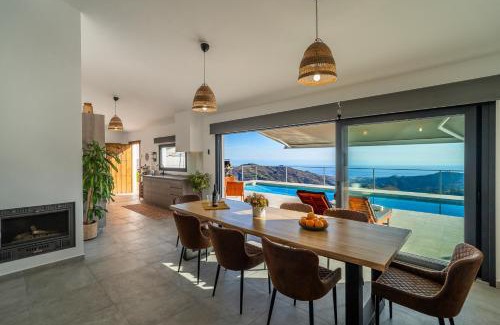Competa Villa | Finca Los Paseros, BBQ, pool, spectacular sea views