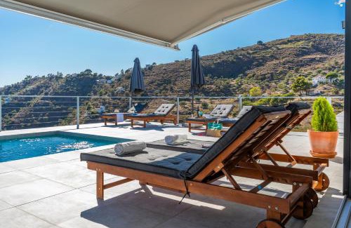 Competa Villa | Finca Los Paseros, BBQ, pool, spectacular sea views