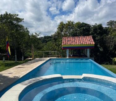 Quimbaya Villa | Finca Villa Sophia!