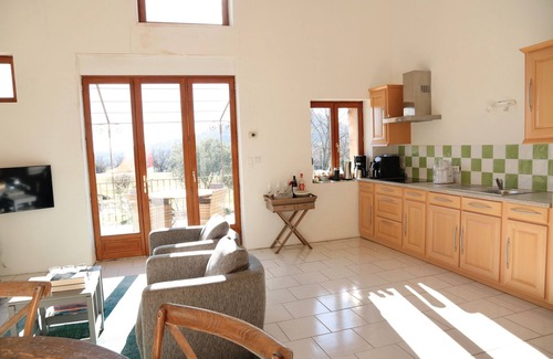 Forcalquier House | Find calm and inspiration in our beautiful country house in Provence