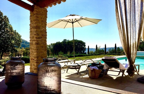 Forcalquier House | Find calm and inspiration in our beautiful country house in Provence