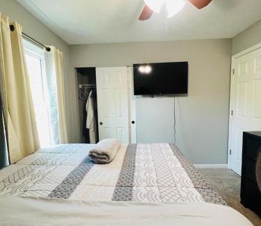 Pike House | Find your home away from home in our delightful 4 bedroom space